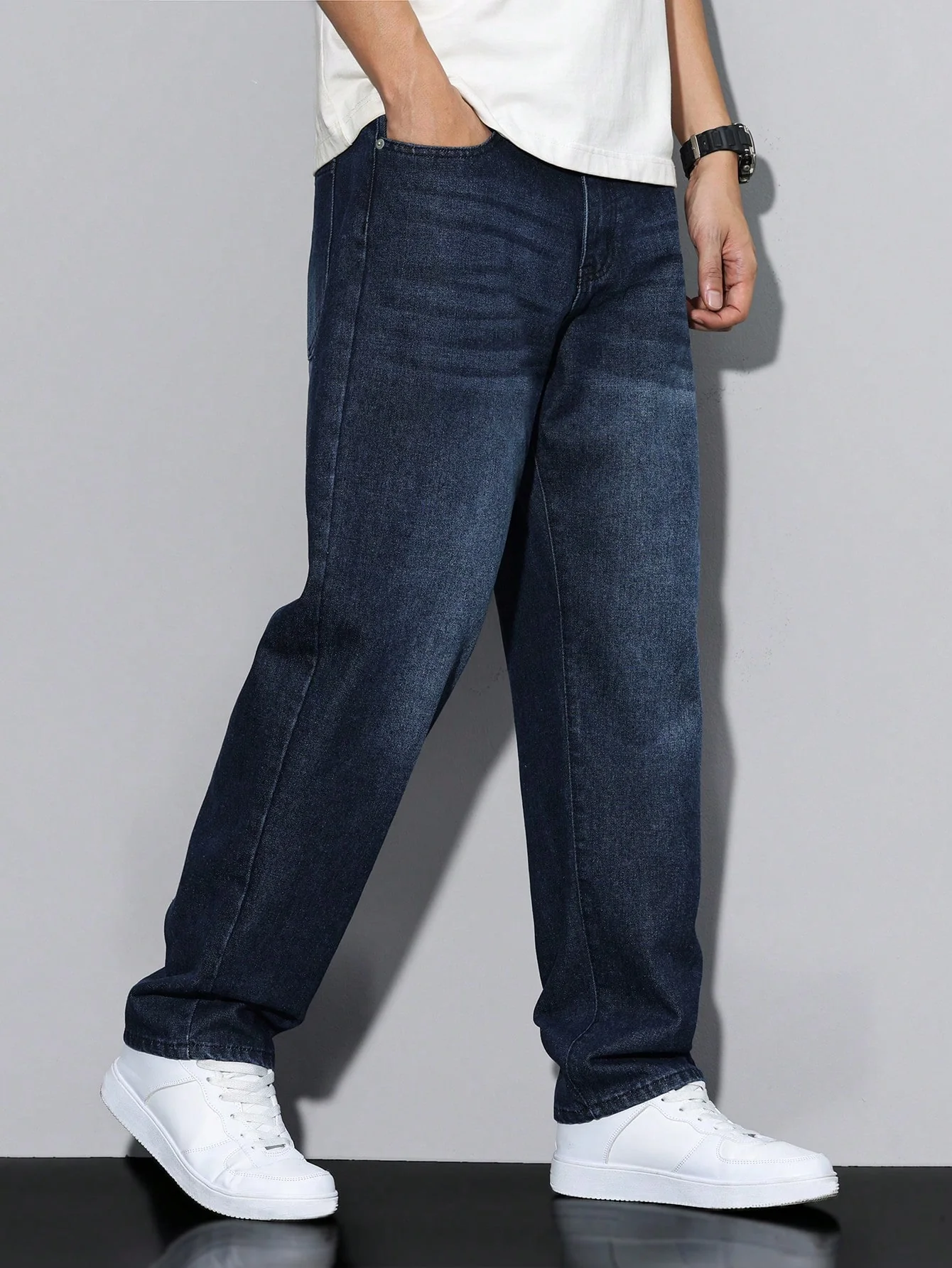 dark blue 5 pocket midrise, comfort and straight fit stretch jeans dark blue 5 pocket midrise, comfort and straight fit stretch jeans