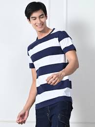 white and navy stripe t shirt