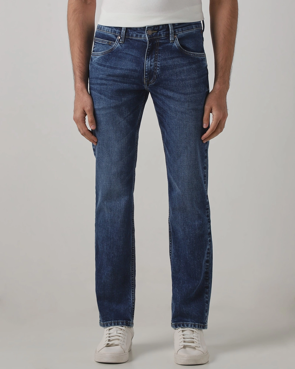 dark blue 5 pocket midrise, comfort and straight fit stretch jeans dark blue 5 pocket midrise, comfort and straight fit stretch jeans