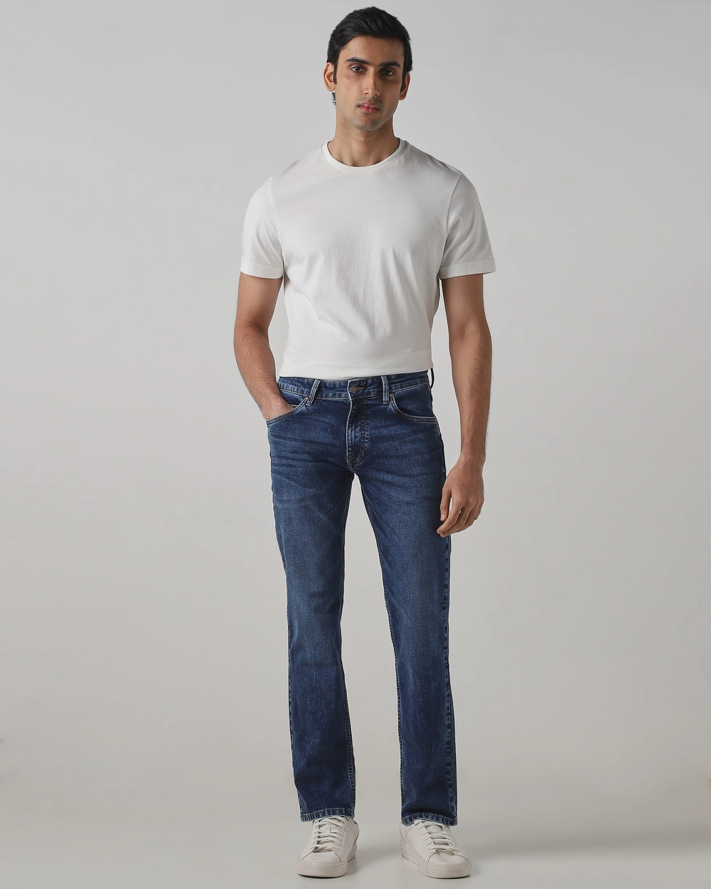 dark blue 5 pocket midrise, comfort and straight fit stretch jeans dark blue 5 pocket midrise, comfort and straight fit stretch jeans