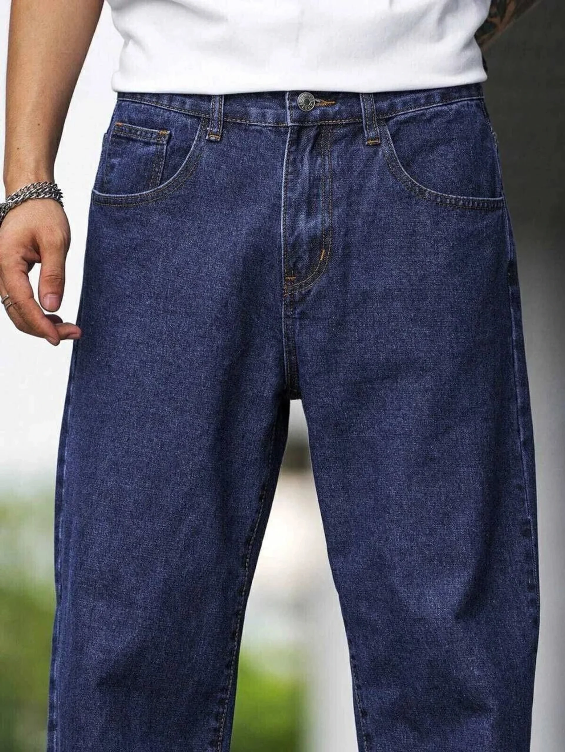 dark blue 5 pocket midrise, comfort and straight fit stretch jeans dark blue 5 pocket midrise, comfort and straight fit stretch jeans