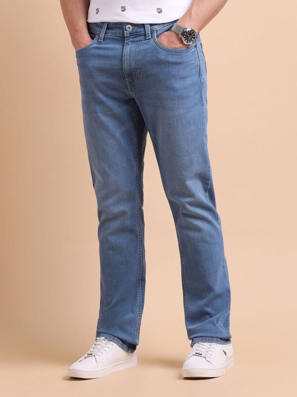 light blue mid rise straight fit cargo jeans with utility pockets