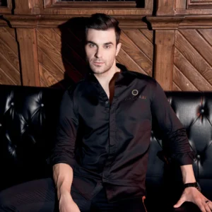 lining black shirts – sleek & modern smart casual style