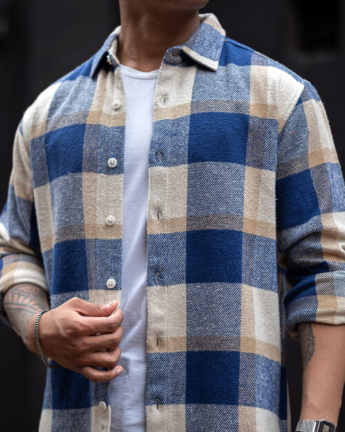 blue and off white checked regular fit full sleeves shirt