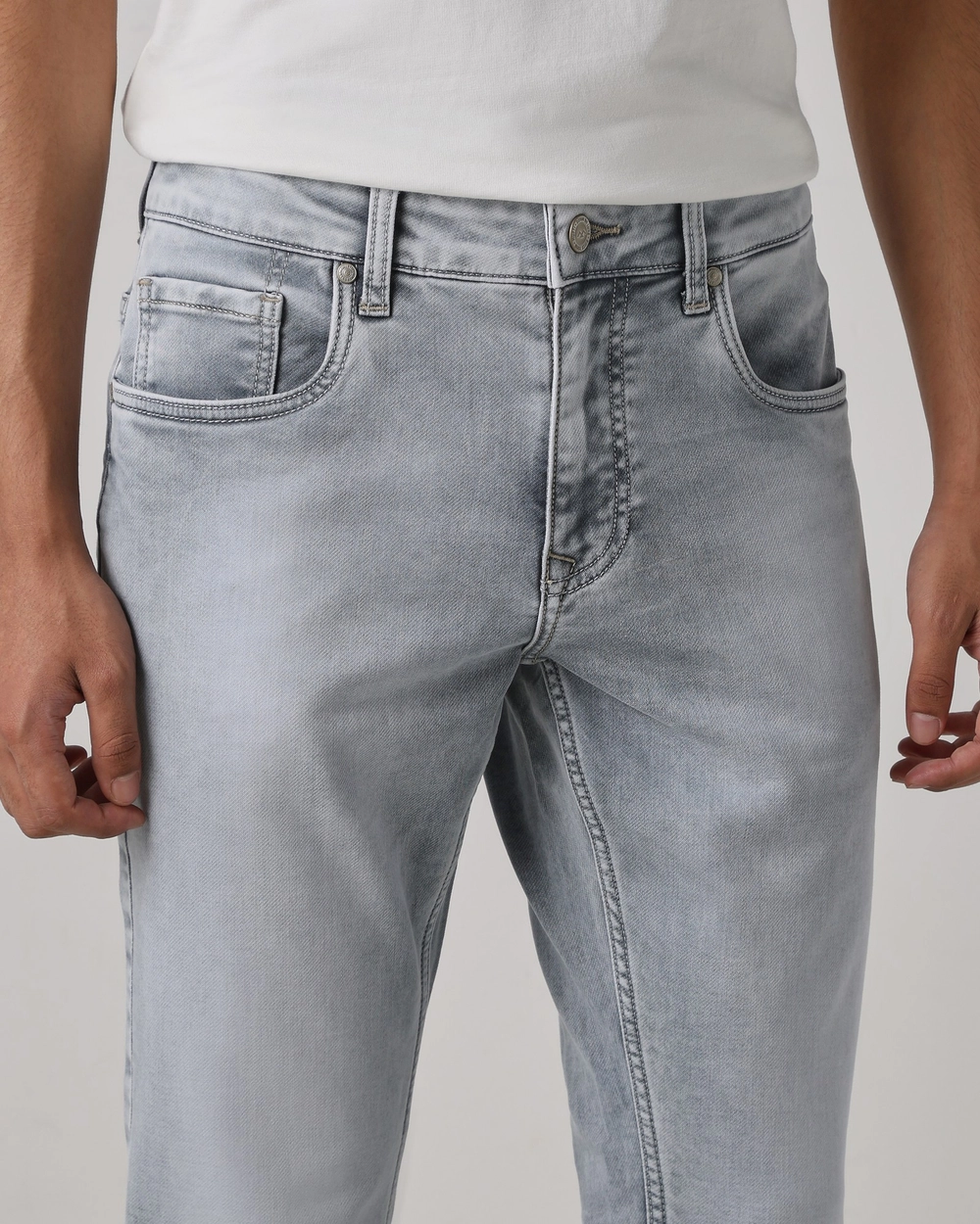 grey 5 pocket midrise, comfort and straight crop length stretch jeans grey 5 pocket midrise, comfort and straight crop length stretch jeans