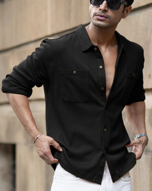black double pocket knit shirt