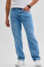 light blue baggy fit jogger style jean with cargo pockets light blue baggy fit jogger style jean with cargo pockets