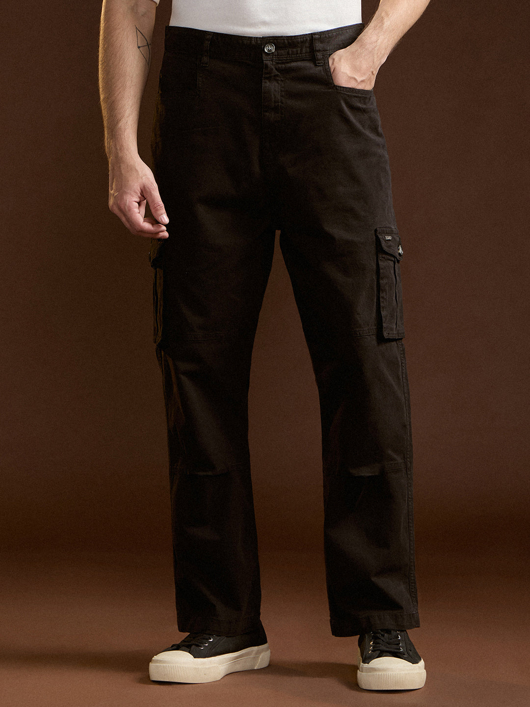 black solid straight fit functional & stylish cargo pant black solid straight fit functional & stylish cargo pant