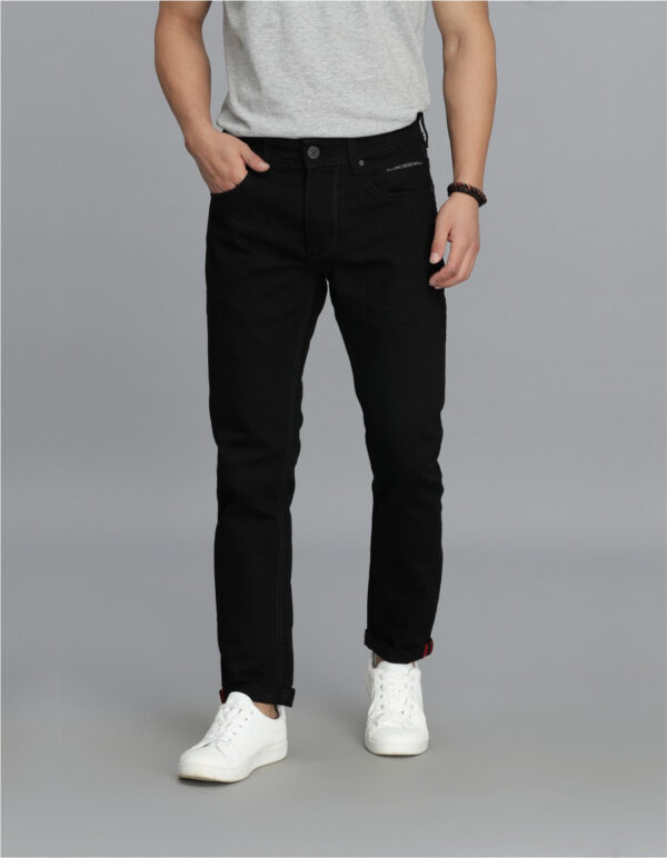 black 5 pocket low rise ankle length jeans