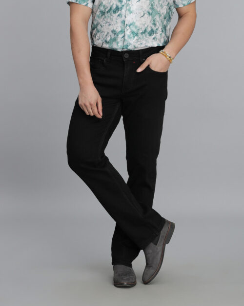 black 5 pocket midrise, comfort and straight fit jeans