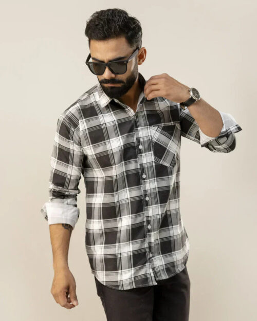 bold checks. effortless style.