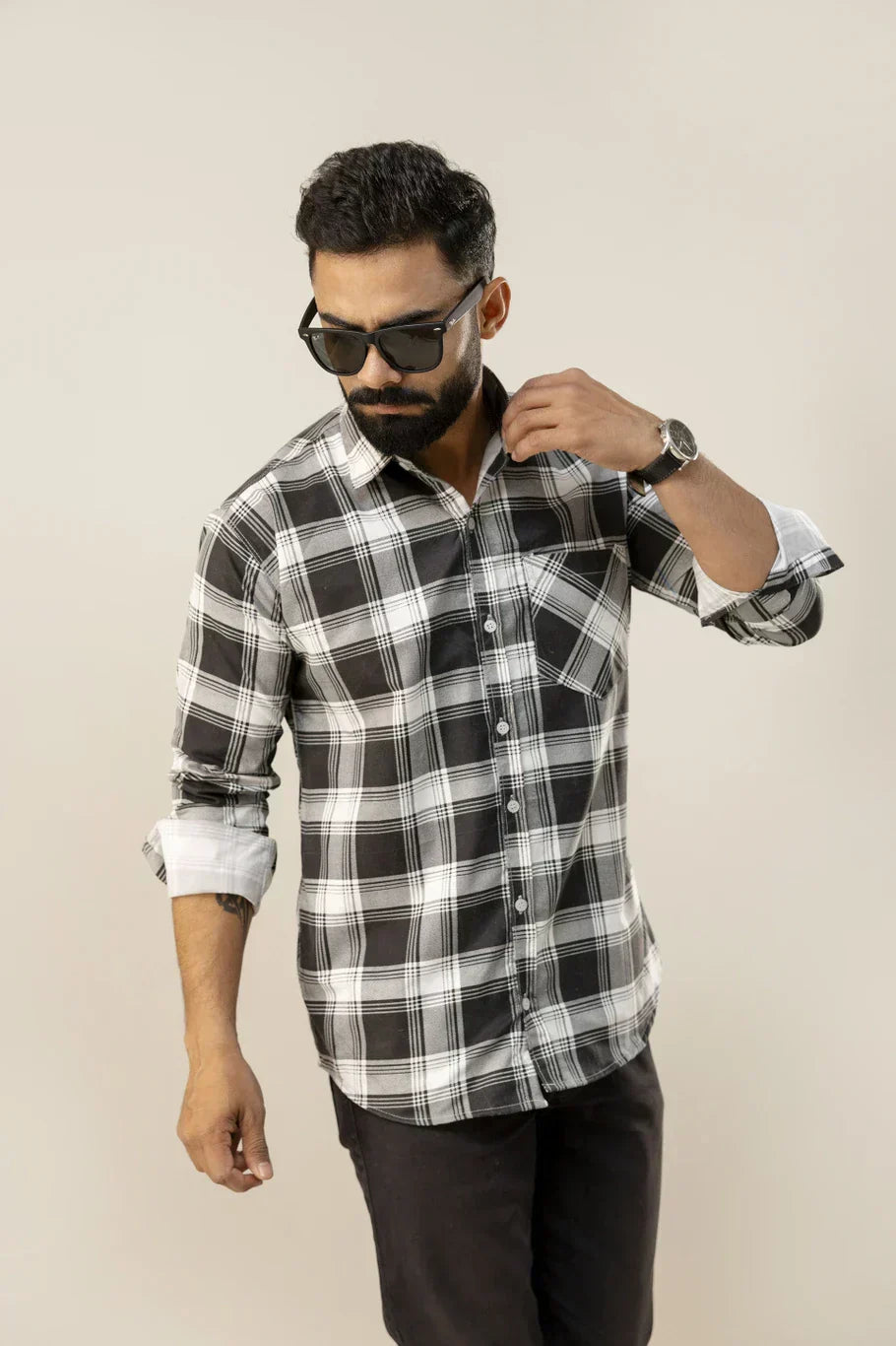 bold checks. effortless style. bold checks. effortless style.