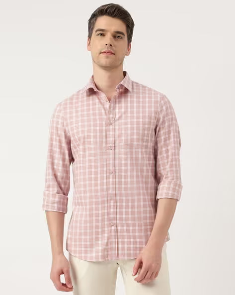 473wx593h 469666677 pinkmix model