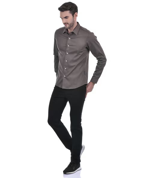 473wx593h 700501761 grey model4