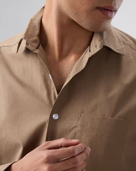473wx593h 702714536 khaki model5 1